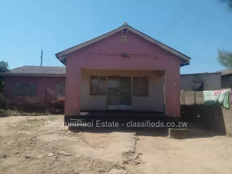 Gutu - Shop & Retail Property