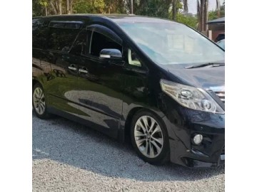 Toyota Alphard 2010