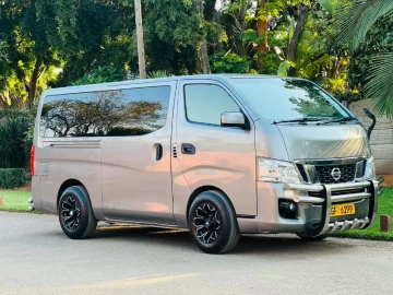 Nissan NV350 2015