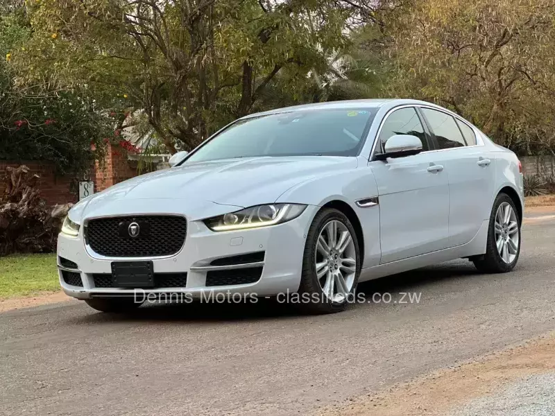 Jaguar XJ 2016