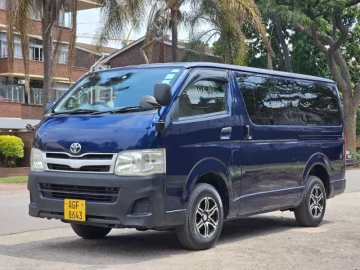 Toyota Hiace 2014