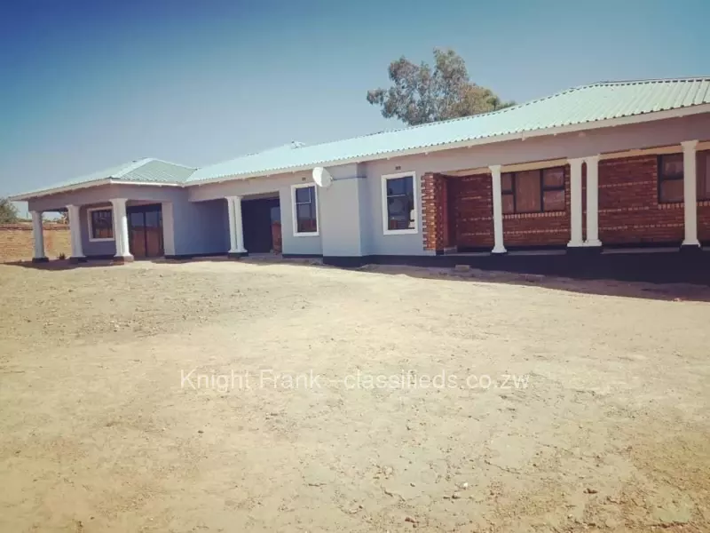 Chinhoyi - House