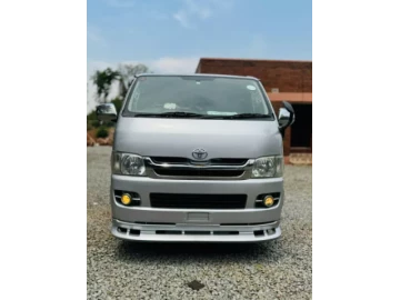 Toyota Hiace 2014