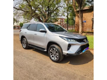 Toyota Fortuner 2023