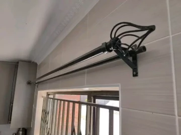 Curtain rods