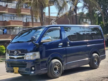 Toyota Hiace 2014