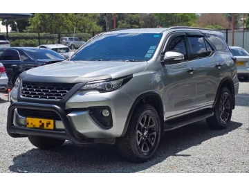 Toyota Fortuner 2017