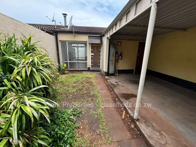 Avondale - Garden Flat